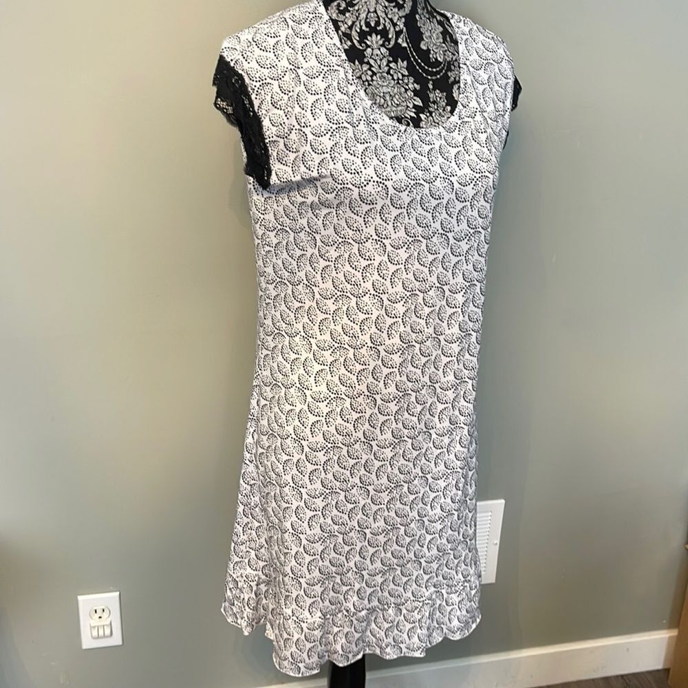 Emily & Jane NEW SleepShirt Small